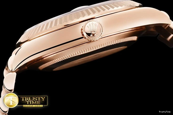 1208 RDD0210A – DayDate 40mm Youthful 679